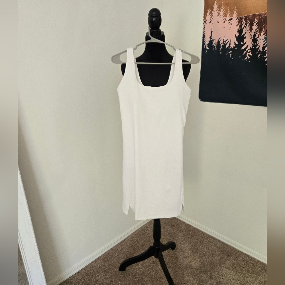 Old Navy White Fitted Backless Tank Top